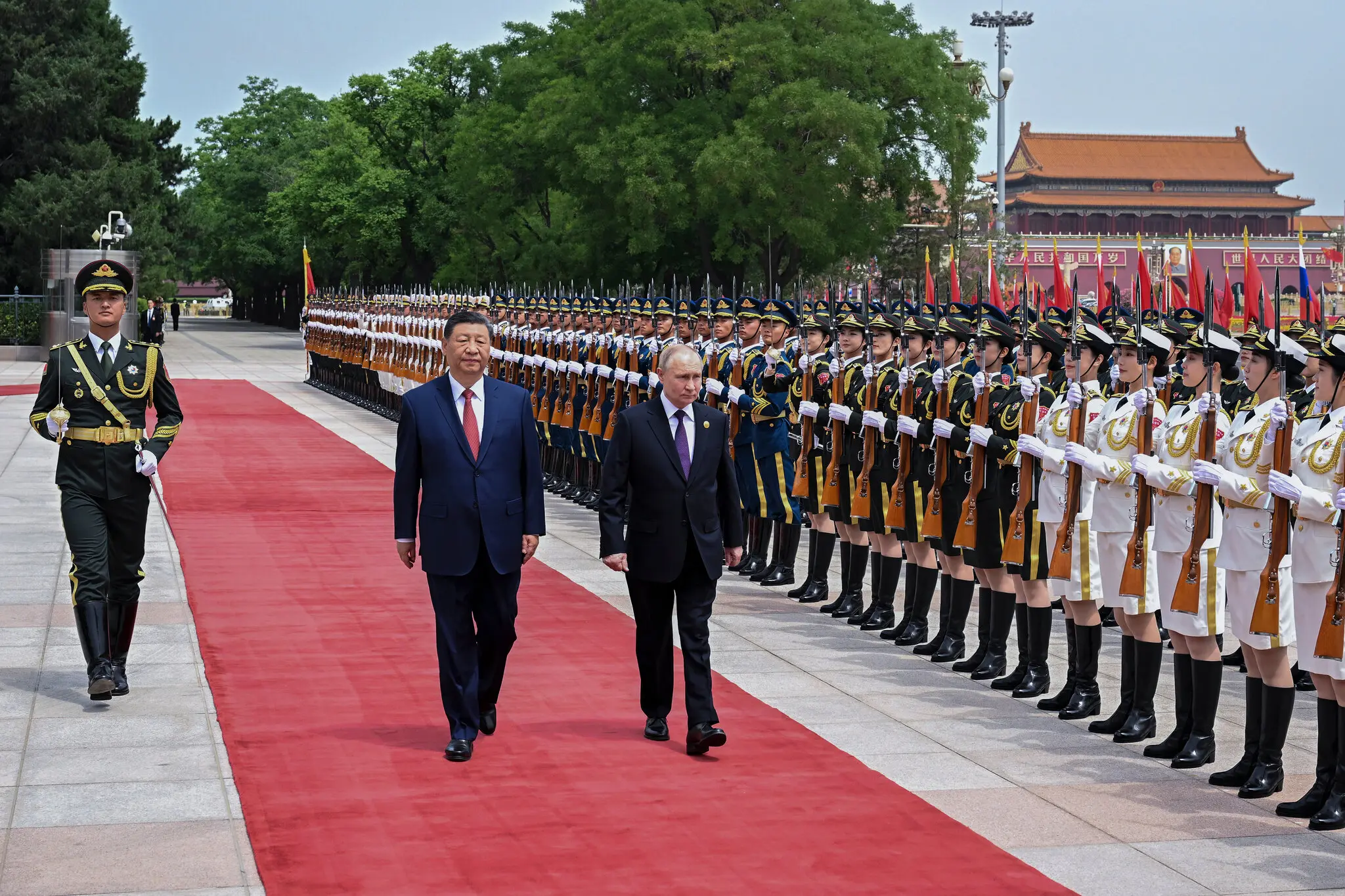 Пан Сі та пан Путін у Пекіні в травні, коли російський лідер відвідав Китай.
